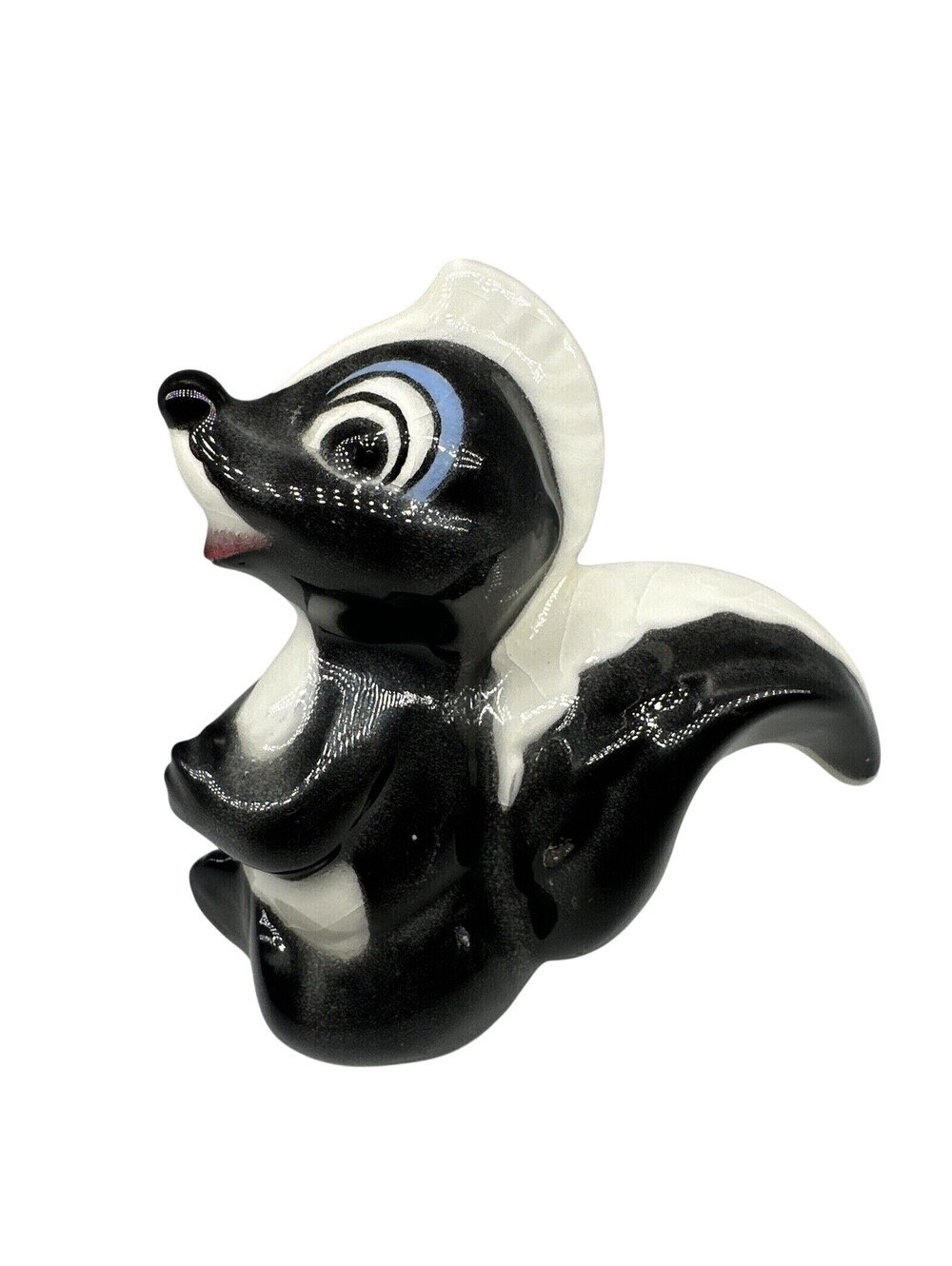 Vintage Disney Productions Flower Skunk From Bambi Parks Souvenir Ceramic Figure